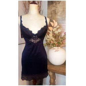 🥂VTG. 90s Victorias Secret Gold Label black satin lace trim slip szS *RARE*